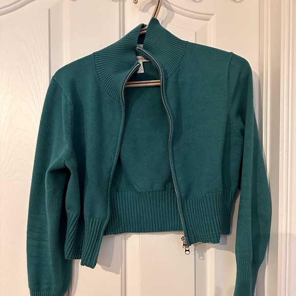 Urban Outfitters size Large zip up cropped fleece. Blue/green. - Picture 1 of 3